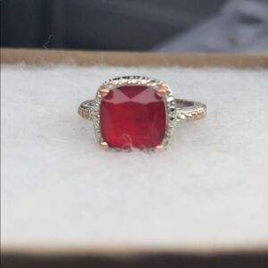 🍭4/$20 Elegant red gem and silver tone ring - 7